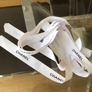 Chanel gift wrapping ribbon 46 inches long